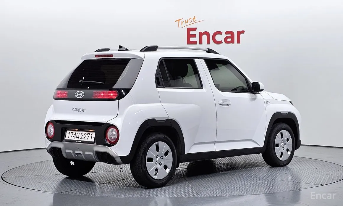 Photo 2 - Hyundai Casper