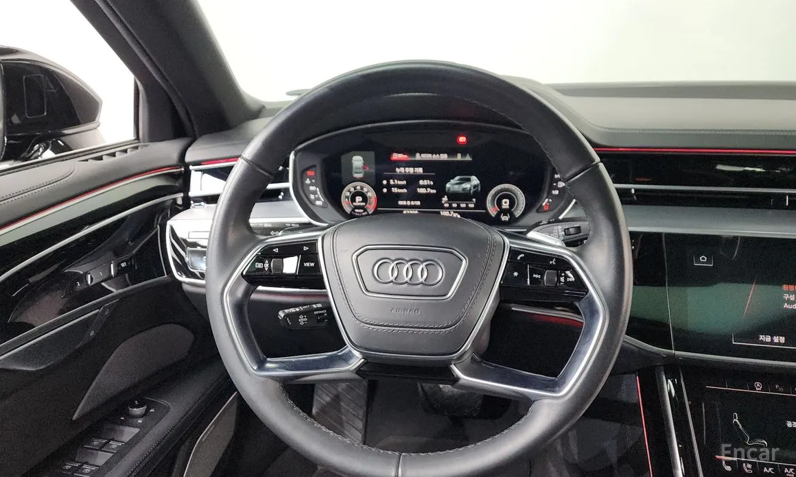 Фото 13 - Audi A8