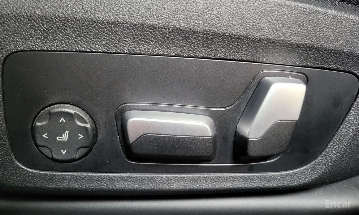 Фото 13 - BMW i4