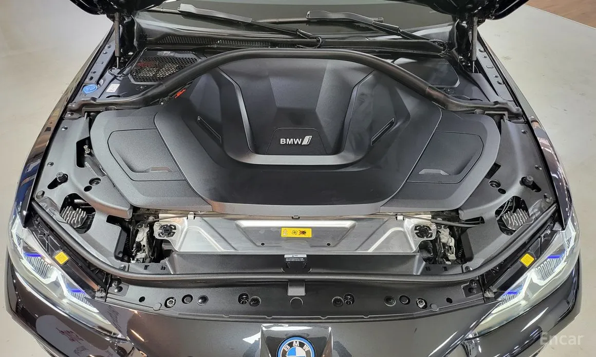 Фото 6 - BMW i4