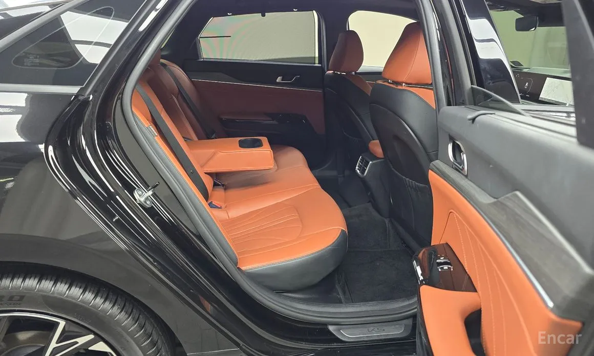 Фото 12 - Kia K5