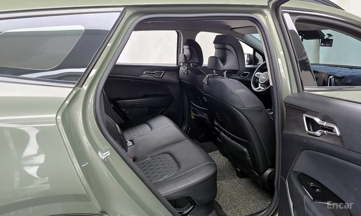 Фото 12 - Kia Sportage