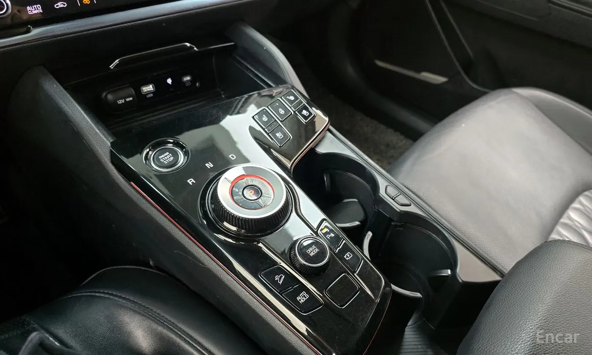 Фото 9 - Kia Sportage