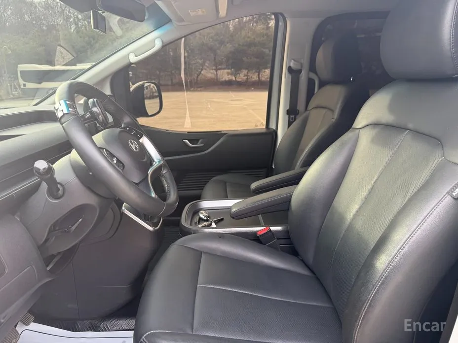 Фото 6 - Hyundai Staria