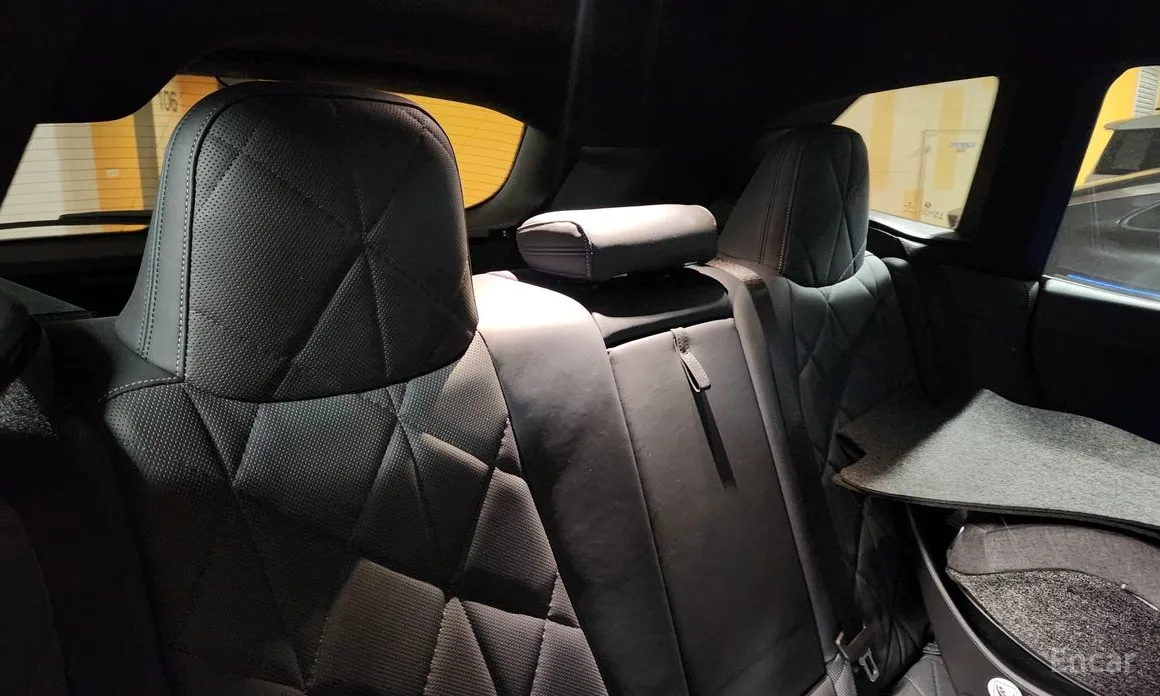 Фото 10 - BMW iX