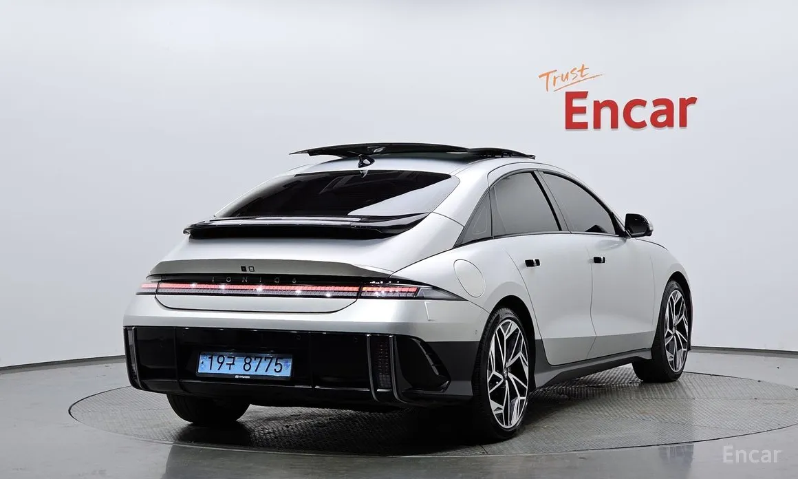 Фото 2 - Hyundai Ioniq 6