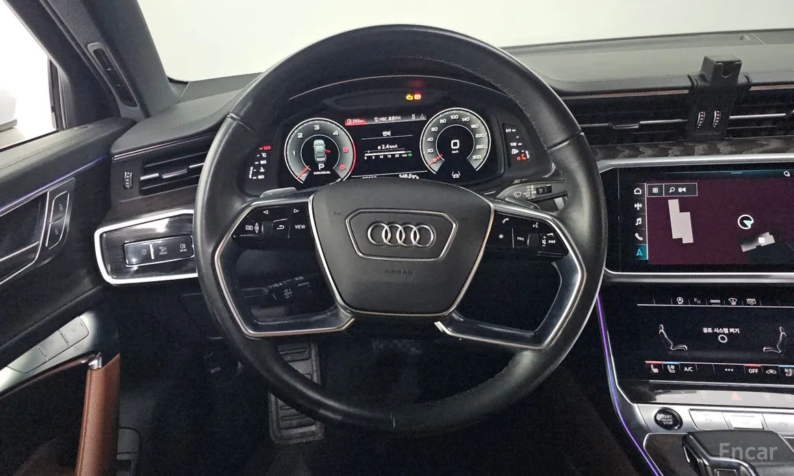 Фото 13 - Audi A6