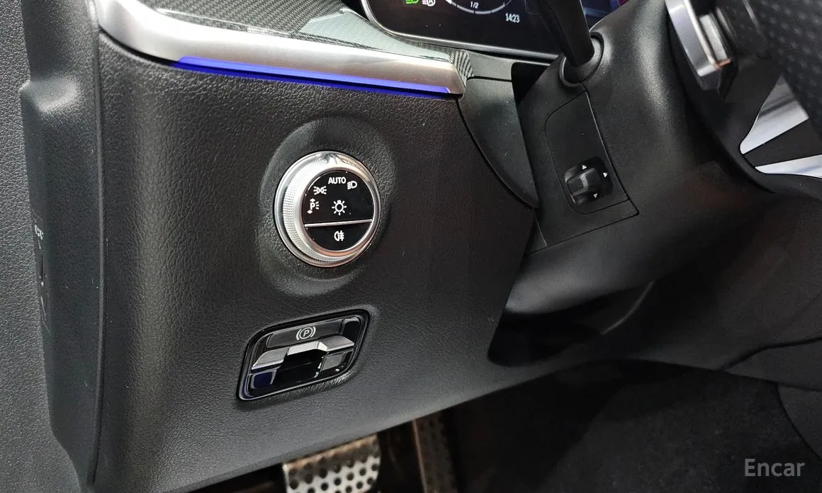 Фото 13 - Mercedes-Benz C-Class