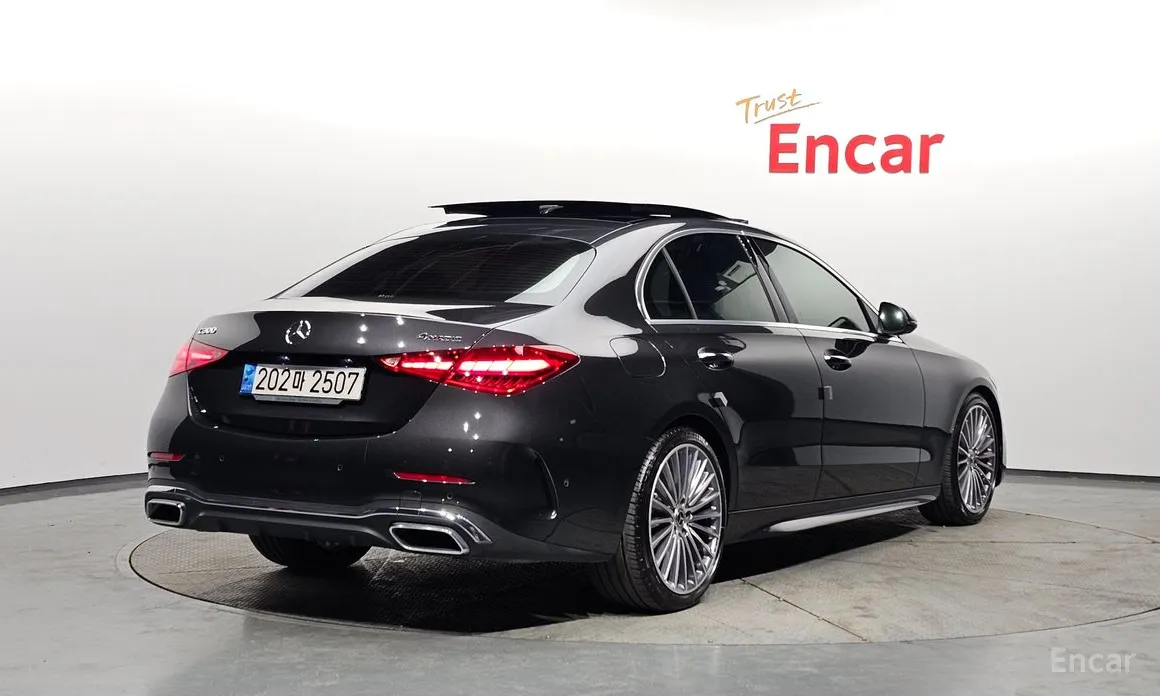 Фото 2 - Mercedes-Benz C-Class