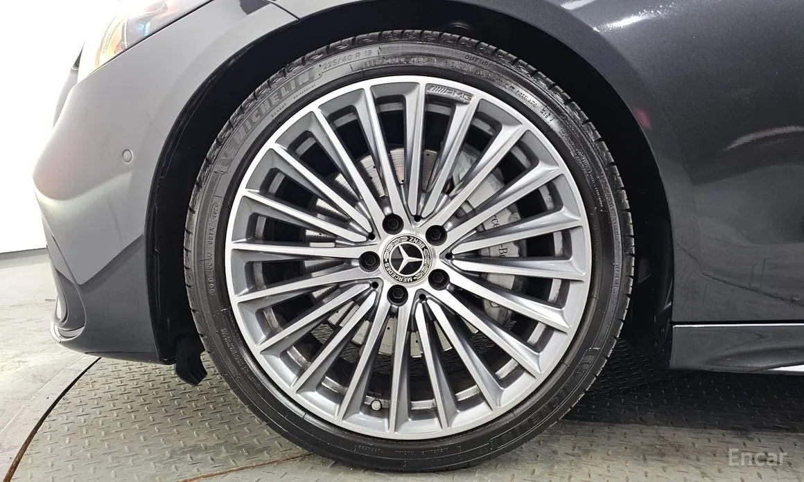 Фото 5 - Mercedes-Benz C-Class