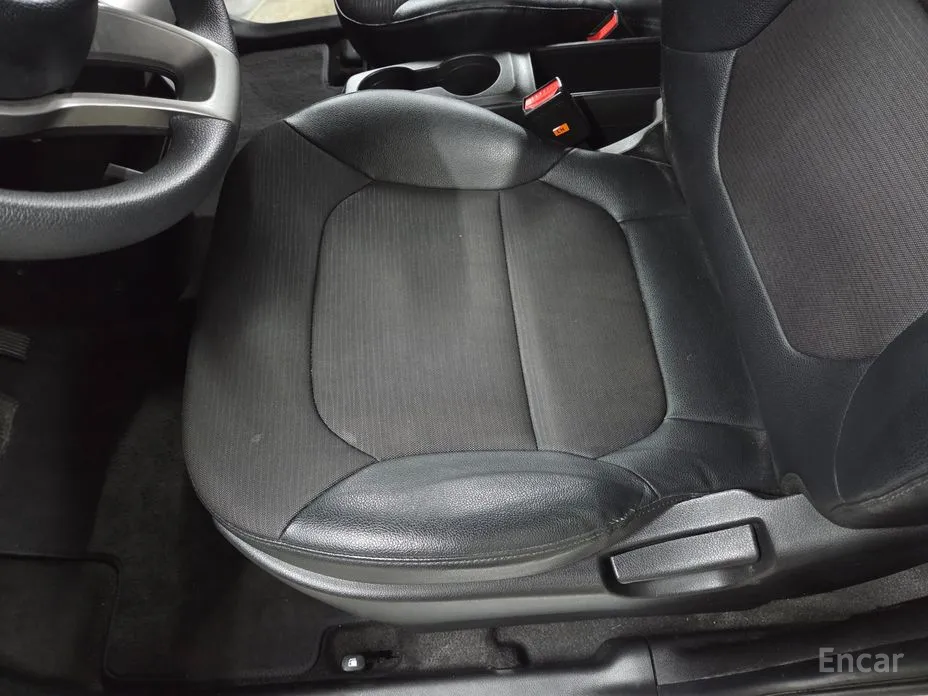 Фото 10 - Kia Ray