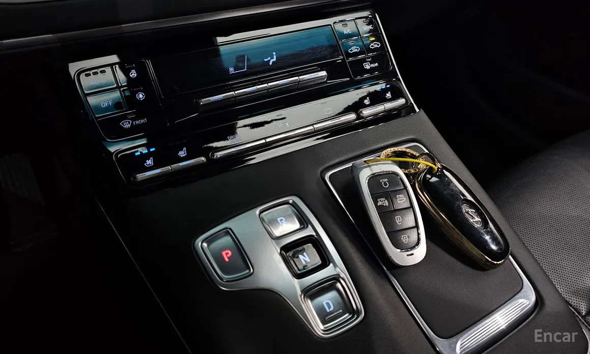 Фото 9 - Hyundai Grandeur