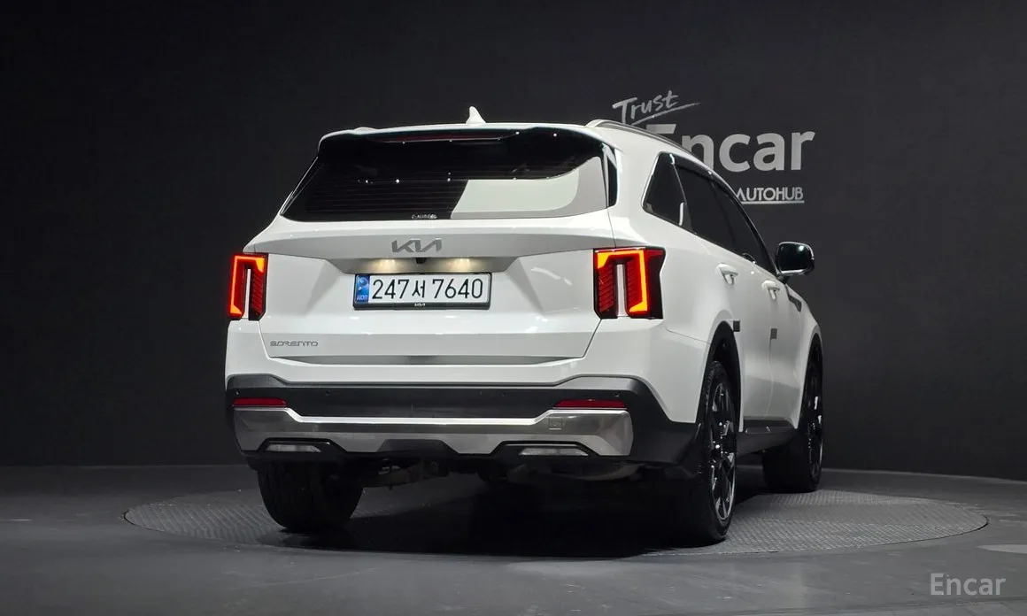 Фото 4 - Kia Sorento