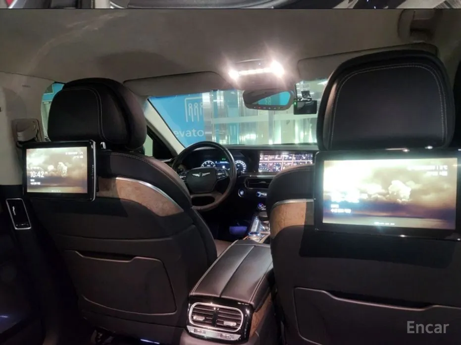 Фото 5 - Genesis G90