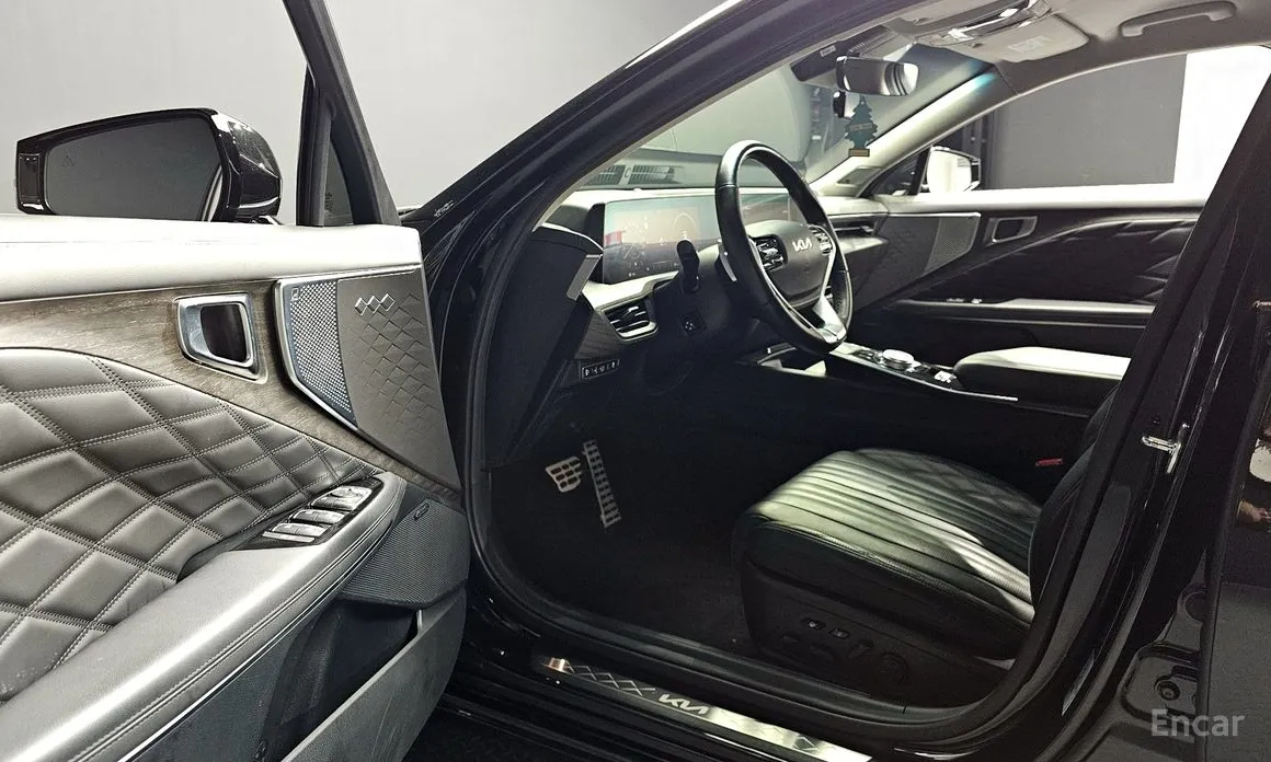 Фото 12 - Kia K8