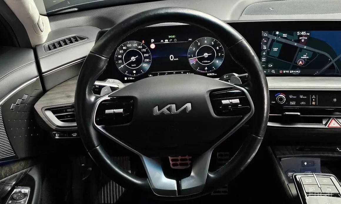 Фото 15 - Kia K8