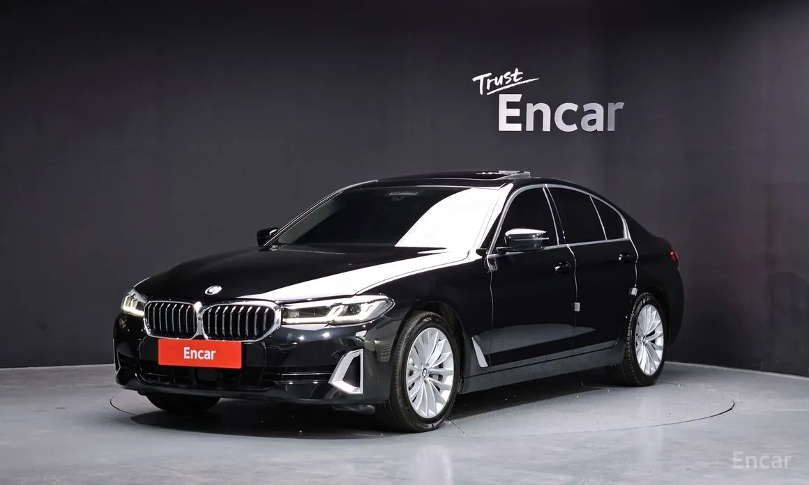 Photo 1 - BMW 5 Series