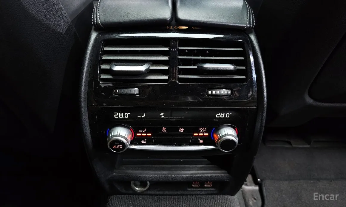 Photo 18 - BMW 5 Series