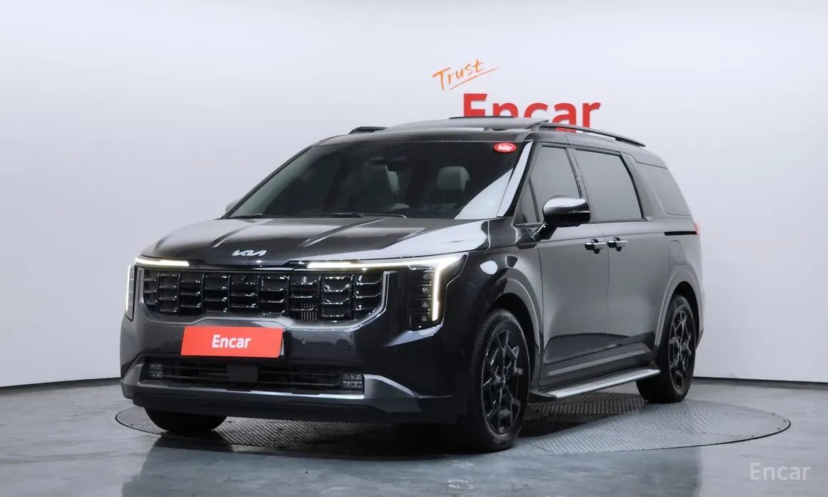 Фото 1 - Kia Carnival