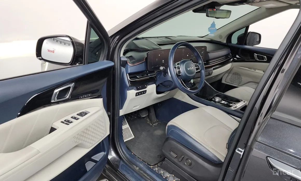 Фото 10 - Kia Carnival