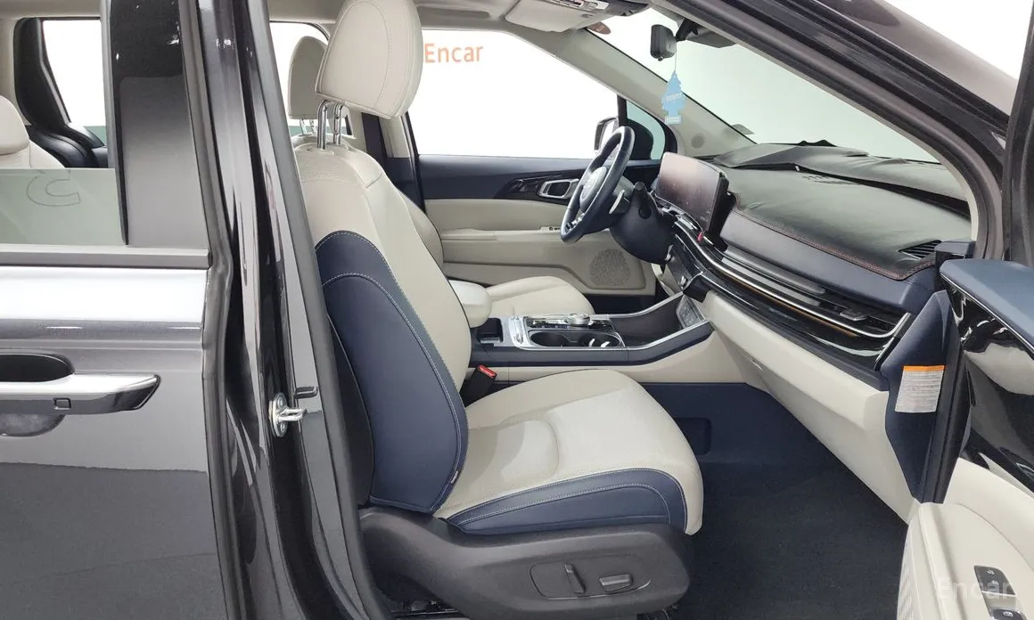 Фото 11 - Kia Carnival