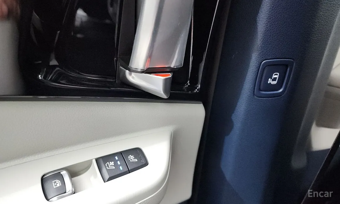 Фото 19 - Kia Carnival