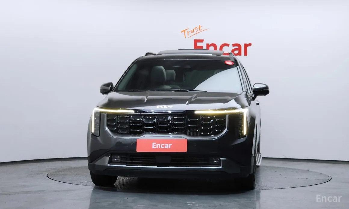 Фото 3 - Kia Carnival