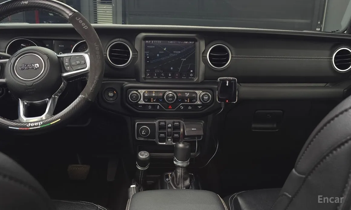Photo 19 - Jeep Wrangler
