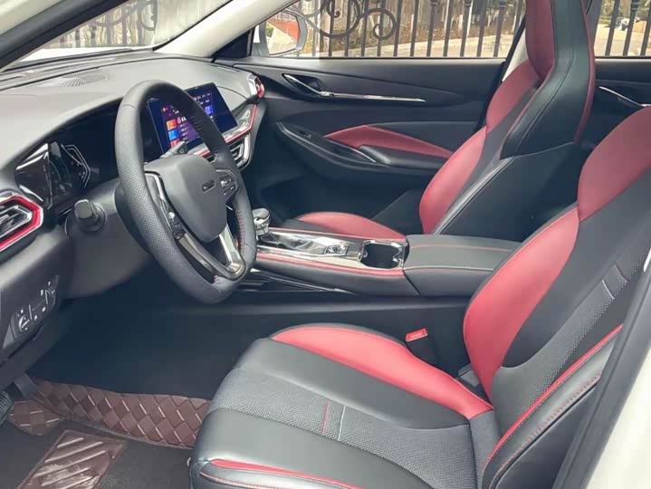 Фото 2 - Changan Oshan X5