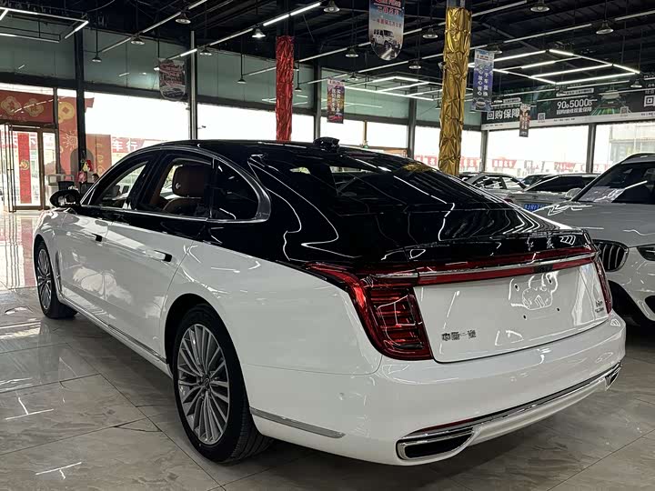 Фото 6 - Hongqi H9