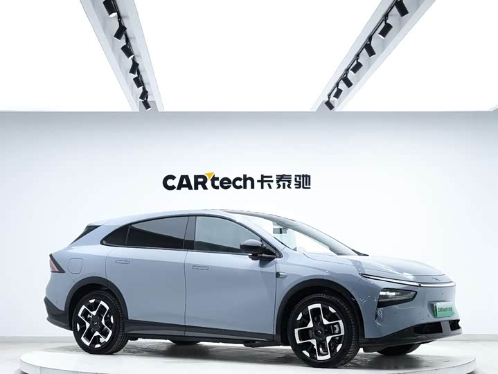 Фото 2 - XPeng G7