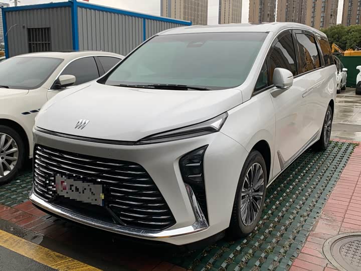 Photo 1 - Buick GL8 ES