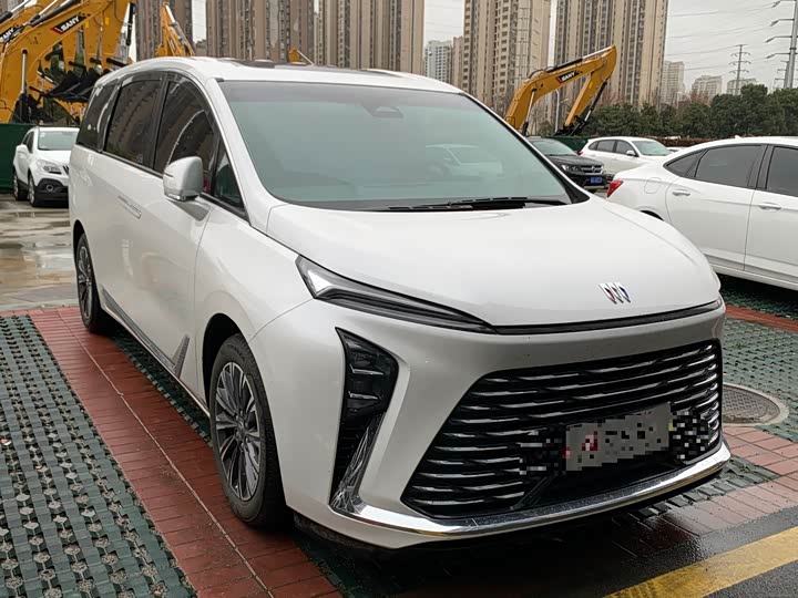 Photo 3 - Buick GL8 ES