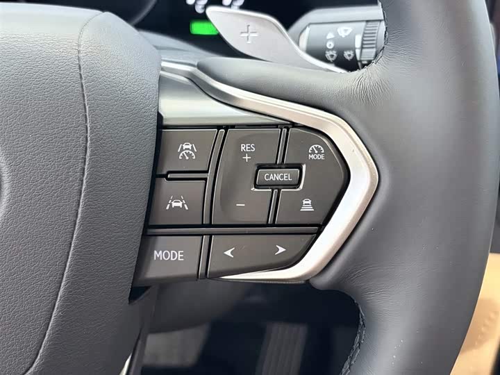 Фото 5 - Lexus NX