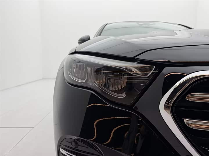 Фото 9 - Mercedes-Benz E-Class Hybrid