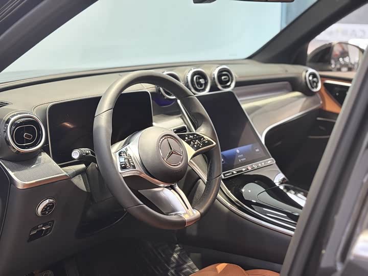 Фото 9 - Mercedes-Benz GLC-Class