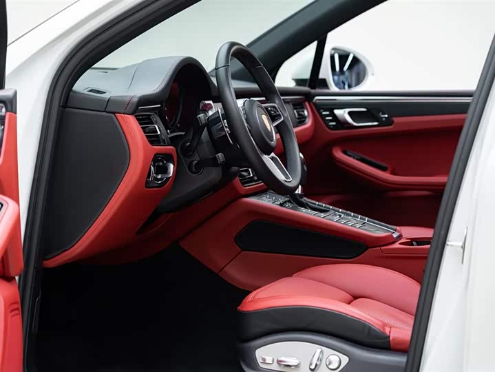 Фото 8 - Porsche Macan