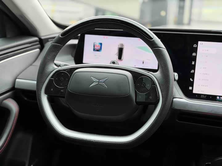 Фото 8 - XPeng P7