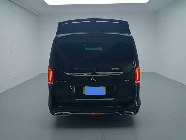 Фото 5 - Mercedes-Benz V-Class