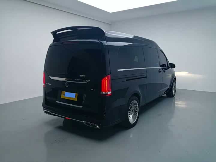 Фото 6 - Mercedes-Benz V-Class