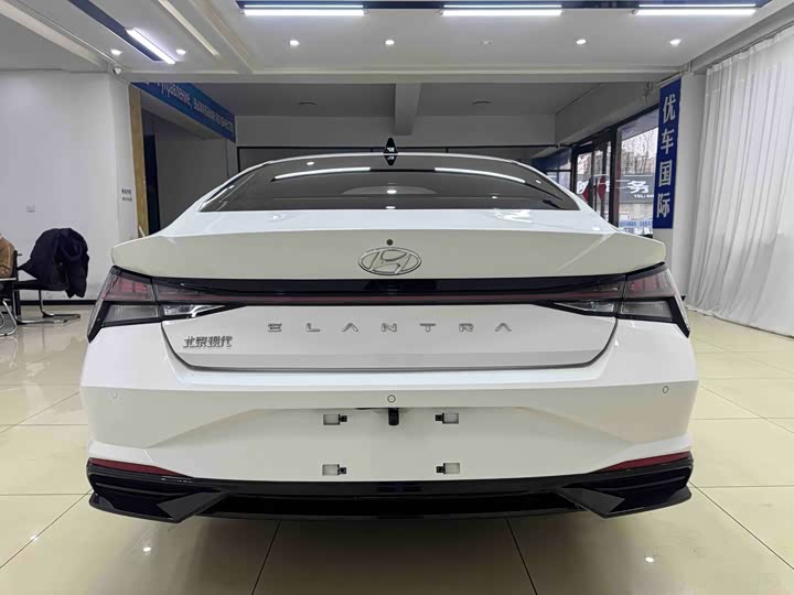 Фото 5 - Hyundai Elantra N line