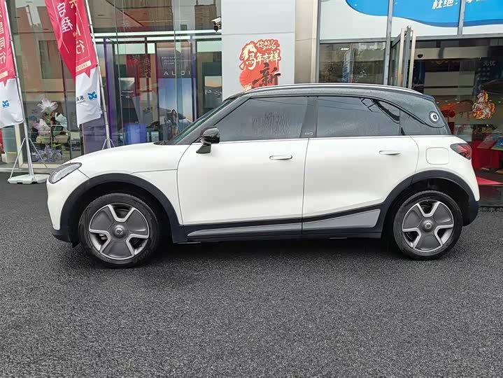 Фото 2 - Smart #1