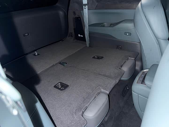 Фото 9 - Nio ES8