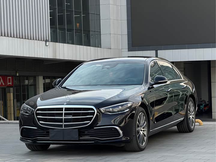 Фото 3 - Mercedes-Benz S-Class