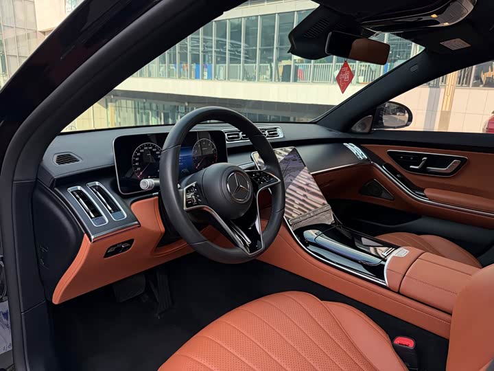 Фото 4 - Mercedes-Benz S-Class