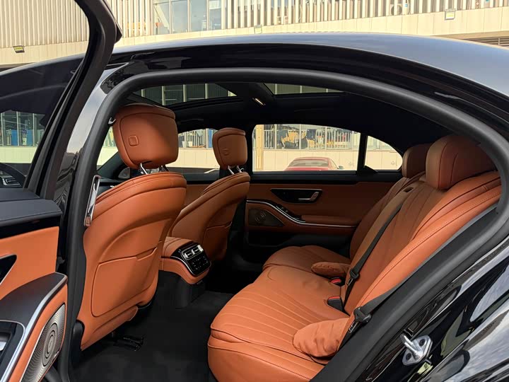 Фото 5 - Mercedes-Benz S-Class