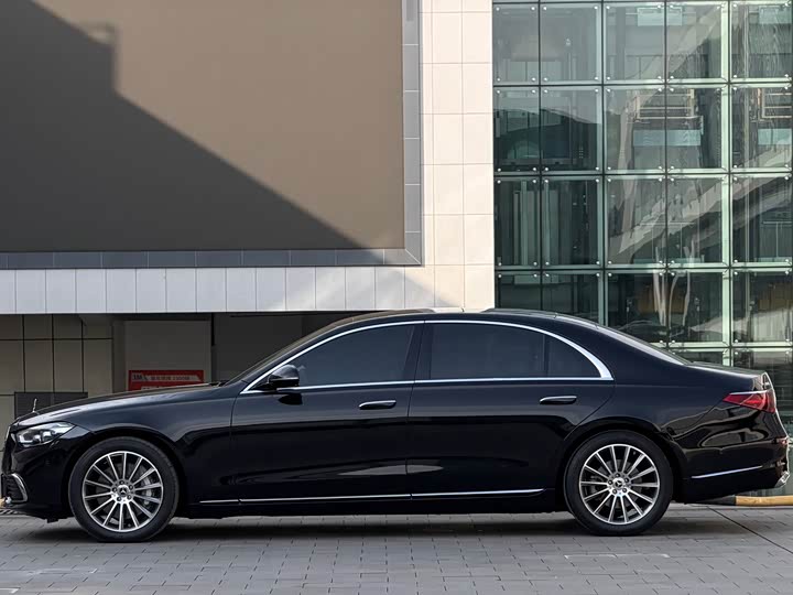 Фото 8 - Mercedes-Benz S-Class