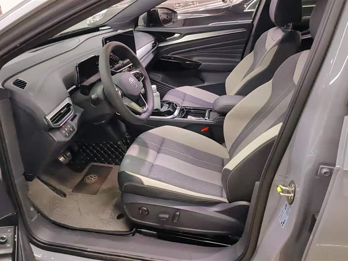 Фото 9 - Volkswagen ID.4 Crozz