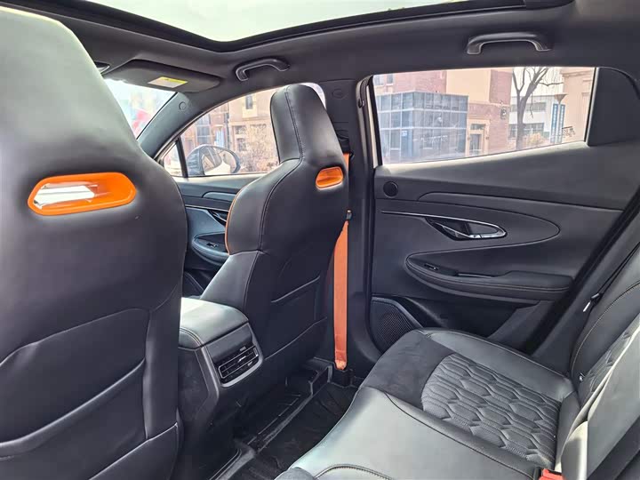 Фото 4 - Changan UNI-T