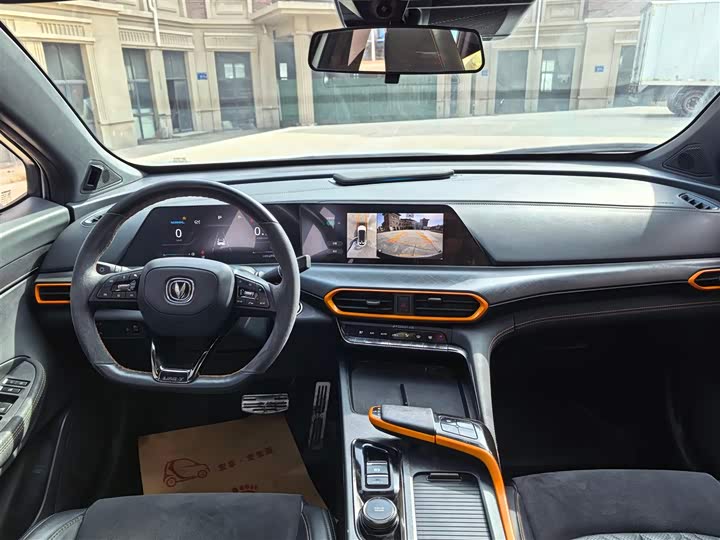 Фото 5 - Changan UNI-T